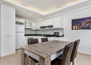 Komfortable 1+1 Wohnung in einer Wohnanlage mit Kurinfrastruktur