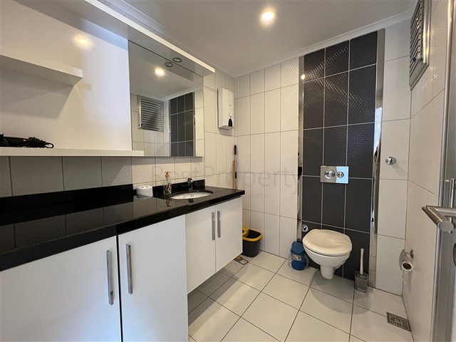 Geräumige 2+1-Wohnung mit Hotelinfrastruktur 