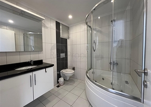 Geräumige 2+1-Wohnung mit Hotelinfrastruktur 