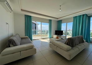 Geräumige 2+1-Wohnung mit Hotelinfrastruktur 