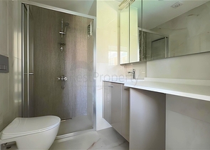 Moderne 2+1 Maisonette mit Garten in einem Komplex am Meer 