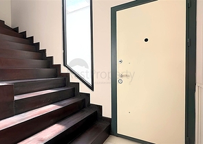 Moderne 2+1 Maisonette mit Garten in einem Komplex am Meer 