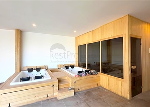 Moderne 2+1 Maisonette mit Garten in einem Komplex am Meer 