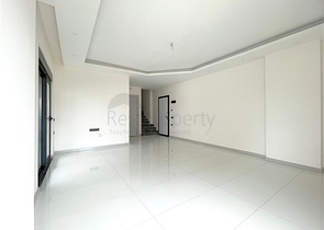 Modernes Penthouse in einer prestigeträchtigen Wohnanlage in beiden 