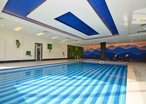 Modernes Penthouse in einer prestigeträchtigen Wohnanlage in beiden 