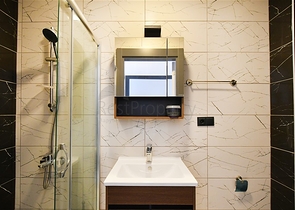 Eine moderne Wohnung am Meer in Karkijak ist die perfekte Kombination aus Komfort und Lage