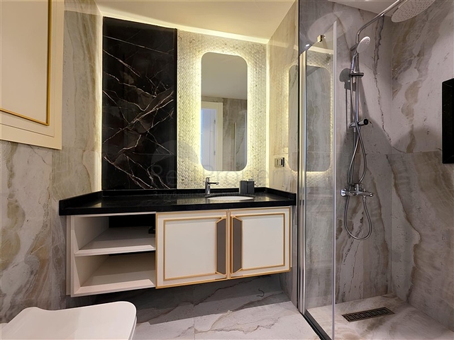 Gemütliche Wohnung mit reicher Infrastruktur im Herzen von Alanya