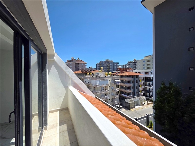 Geräumige 3+1 Maisonette im Zentrum von Alanya - Stil, Komfort und zu Fuß erreichbar zum Meer
