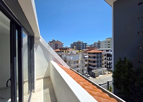 Geräumige 3+1 Maisonette im Zentrum von Alanya - Stil, Komfort und zu Fuß erreichbar zum Meer
