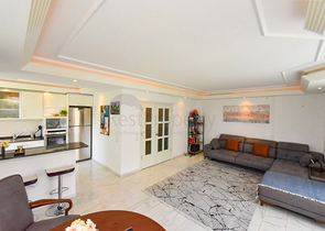 Einzigartige 2+1 Apartment-Variante 50 m vom Meer entfernt