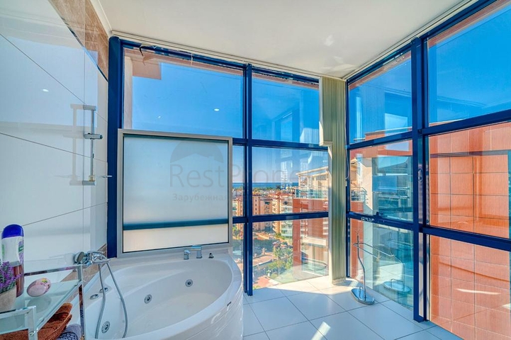 Elegantes Penthouse mit Meerblick im Herzen von Alanya