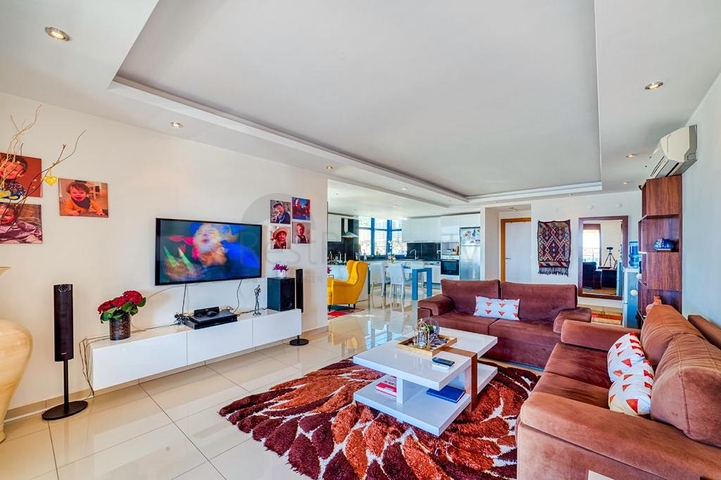 Elegantes Penthouse mit Meerblick im Herzen von Alanya