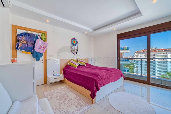 Elegantes Penthouse mit Meerblick im Herzen von Alanya