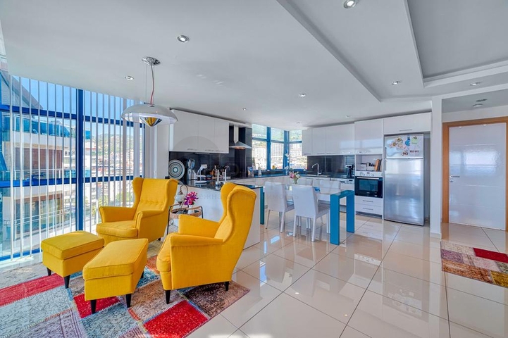 Elegantes Penthouse mit Meerblick im Herzen von Alanya