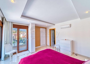 Elegantes Penthouse mit Meerblick im Herzen von Alanya