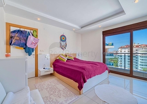 Elegantes Penthouse mit Meerblick im Herzen von Alanya