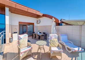 Elegantes Penthouse mit Meerblick im Herzen von Alanya