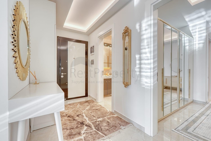 Moderne Wohnung am Meer in einer entwickelten Gegend von Alanya