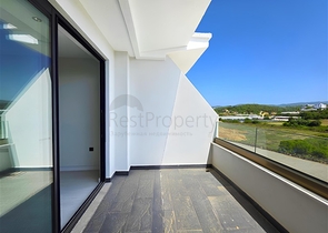 Luxuswohnung am Meer mit entwickelter Infrastruktur in Turkler