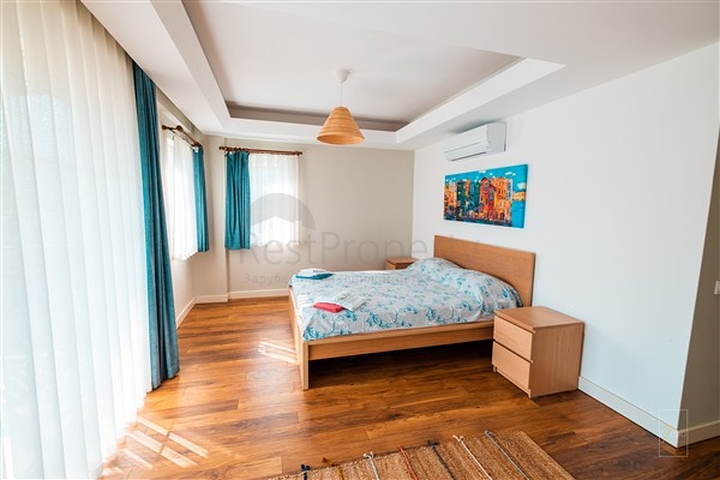 Villa mit 3+2 Grundrissen in der Nachbarschaft von Tekirova - Kemer