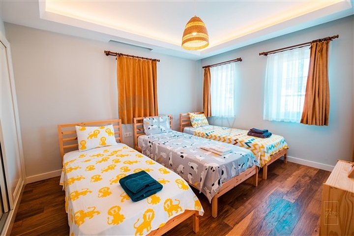 Villa mit 3+2 Grundrissen in der Nachbarschaft von Tekirova - Kemer