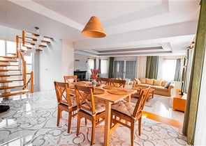 Villa mit 3+2 Grundrissen in der Nachbarschaft von Tekirova - Kemer