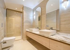 Eine geräumige möblierte 2+1-Wohnung in der Nähe des Meeres ist ideal zum Leben und Entspannen