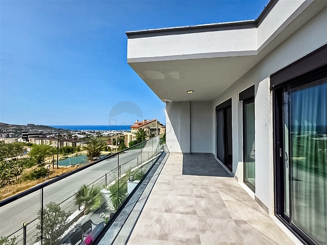 Moderne Villa mit Meerblick, umgeben von Natur und Premium-Komfort