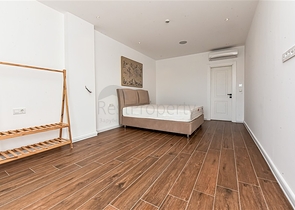 Moderne Villa mit Meerblick, umgeben von Natur und Premium-Komfort