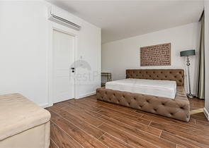 Moderne Villa mit Meerblick, umgeben von Natur und Premium-Komfort