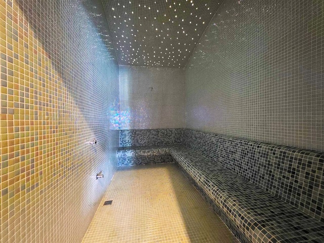 Modernes Apartment mit Panoramablick auf das Meer 