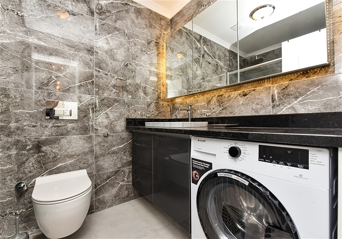 Modernes Apartment mit Panoramablick auf das Meer 