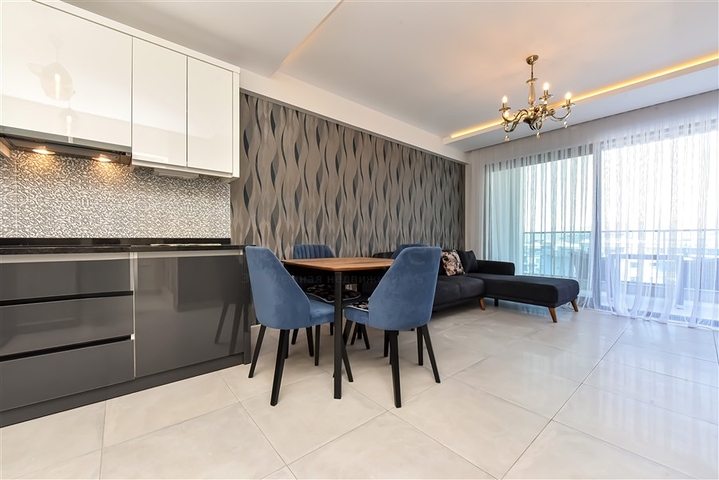 Modernes Apartment mit Panoramablick auf das Meer 