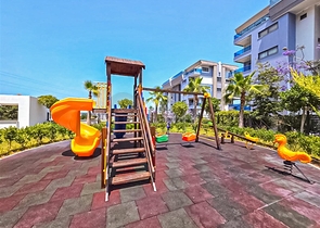 Modernes Apartment mit Panoramablick auf das Meer 