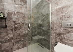 Modernes Apartment mit Panoramablick auf das Meer 