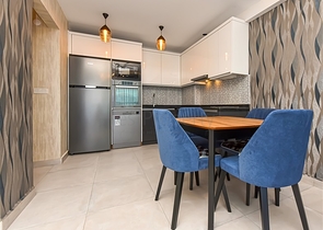 Modernes Apartment mit Panoramablick auf das Meer 