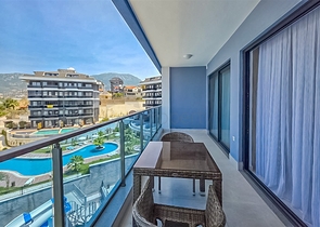 Modernes Apartment mit Panoramablick auf das Meer 