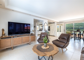 Ideales Haus am Meer: Geräumige Villa mit Blick auf das Mittelmeer