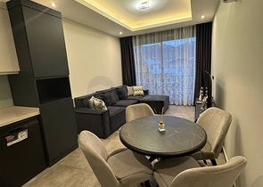 Gemütliche Wohnung mit reicher Infrastruktur in einer der besten Gegenden von Alanya