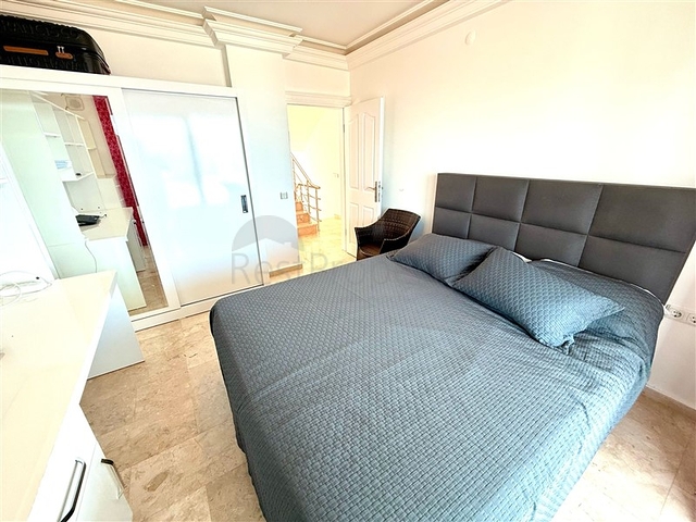 Geräumige, möblierte Villa mit herrlicher Terrasse in Kargicak/Alanya Geräumige, möblierte Villa mit herrlicher Terrasse in Kargicak/Alanya