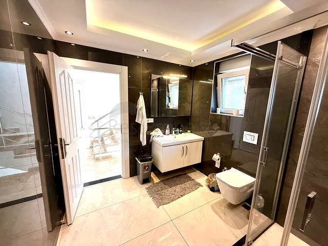 Geräumige, möblierte Villa mit herrlicher Terrasse in Kargicak/Alanya Geräumige, möblierte Villa mit herrlicher Terrasse in Kargicak/Alanya