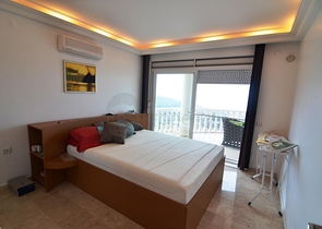 Geräumige, möblierte Villa mit herrlicher Terrasse in Kargicak/Alanya Geräumige, möblierte Villa mit herrlicher Terrasse in Kargicak/Alanya