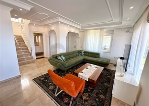 Geräumige, möblierte Villa mit herrlicher Terrasse in Kargicak/Alanya Geräumige, möblierte Villa mit herrlicher Terrasse in Kargicak/Alanya