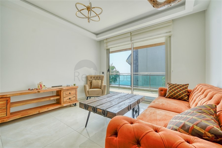 Wohnung mit Meerblick in einer Wohnanlage mit Premium-Infrastruktur