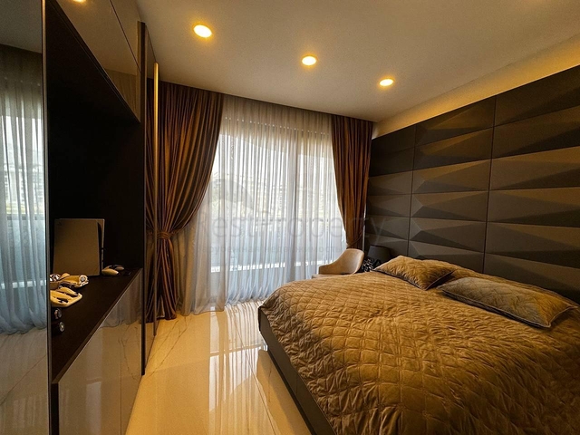 Geräumige Maisonette am Meer in einem Premium-Komplex - für Kenner des hohen Lebensstandards