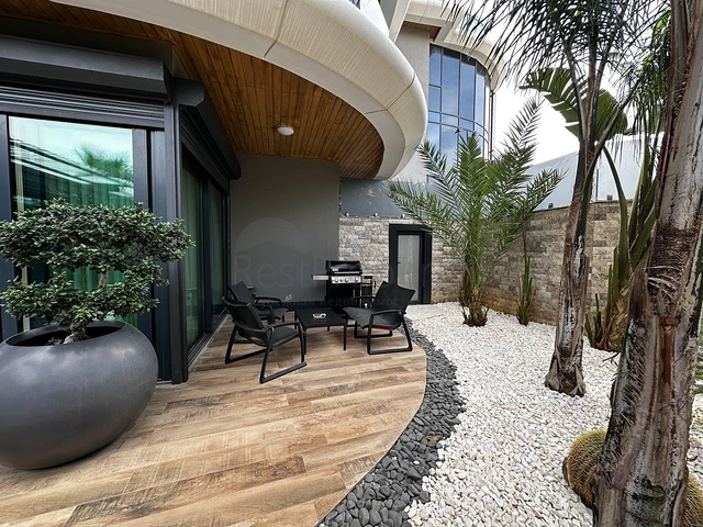 Geräumige Maisonette am Meer in einem Premium-Komplex - für Kenner des hohen Lebensstandards