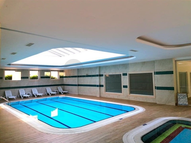 Geräumige möblierte Wohnung zum Leben im Zentrum von Oba