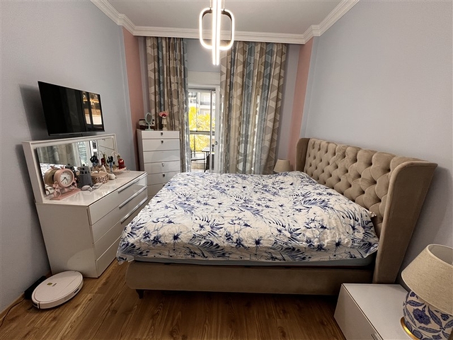 Geräumige möblierte Wohnung zum Leben im Zentrum von Oba