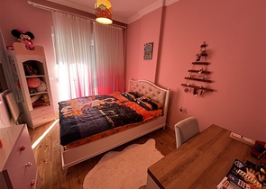 Geräumige möblierte Wohnung zum Leben im Zentrum von Oba