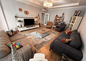 Geräumige möblierte Wohnung zum Leben im Zentrum von Oba